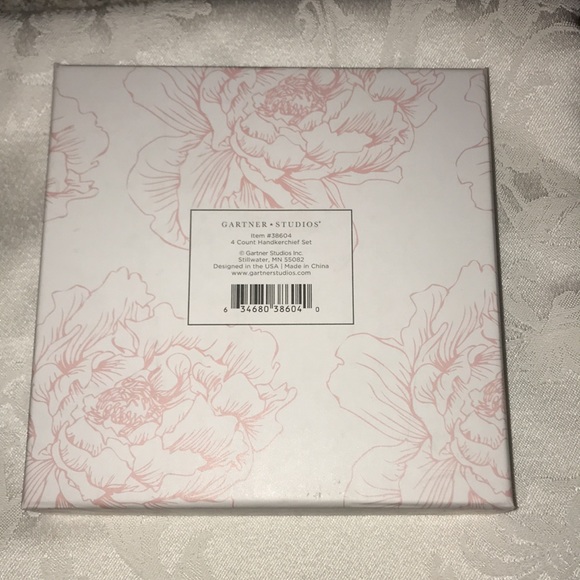 4count handkerchief set - Picture 2 of 2